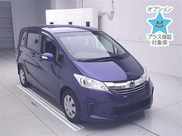 HONDA FREED — фото