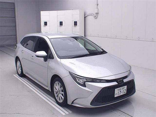 TOYOTA COROLLA — фото