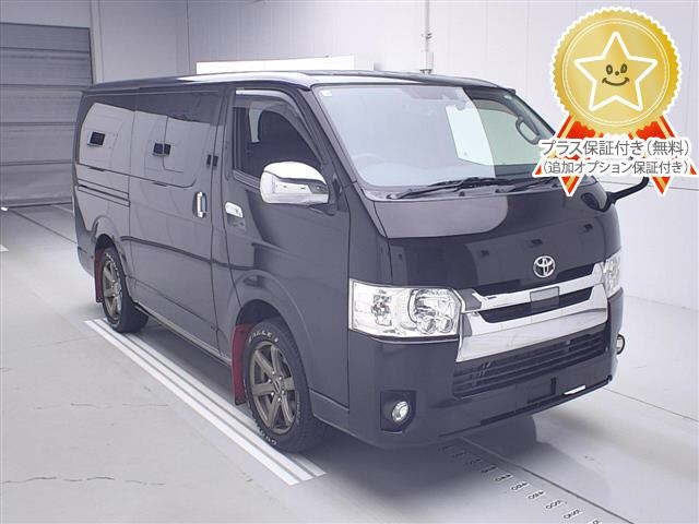 TOYOTA HIACE — фото