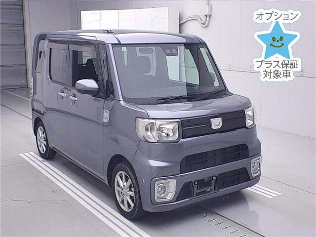 DAIHATSU WAKE — фото