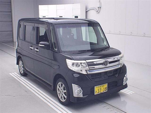 DAIHATSU TANTO — фото