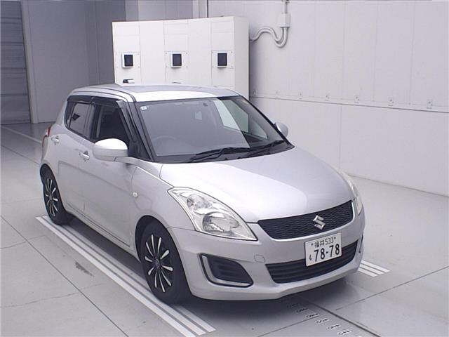 SUZUKI SWIFT — фото