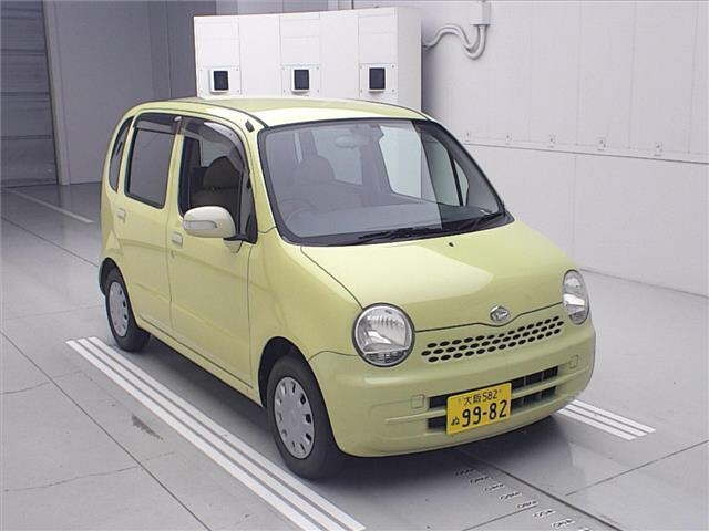 DAIHATSU MOVE — фото
