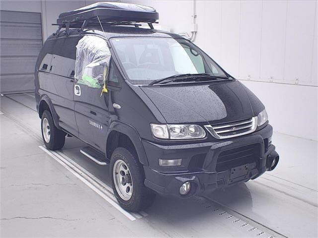MITSUBISHI DELICA — фото