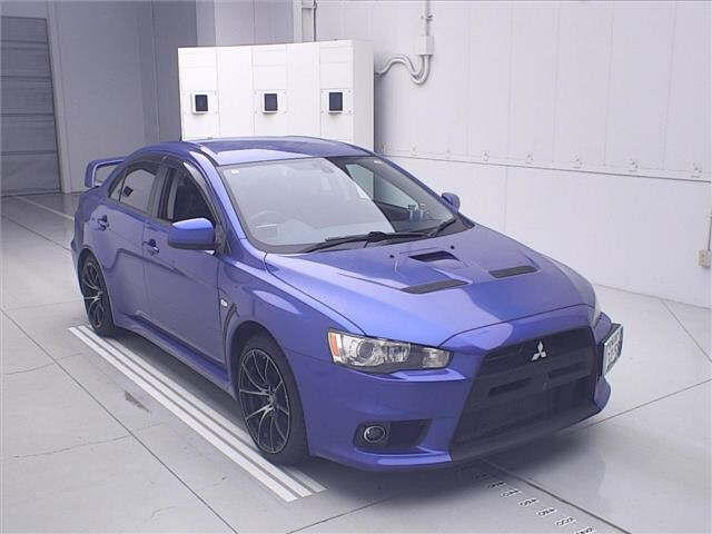 MITSUBISHI LANCER — фото