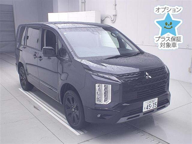 MITSUBISHI DELICA — фото