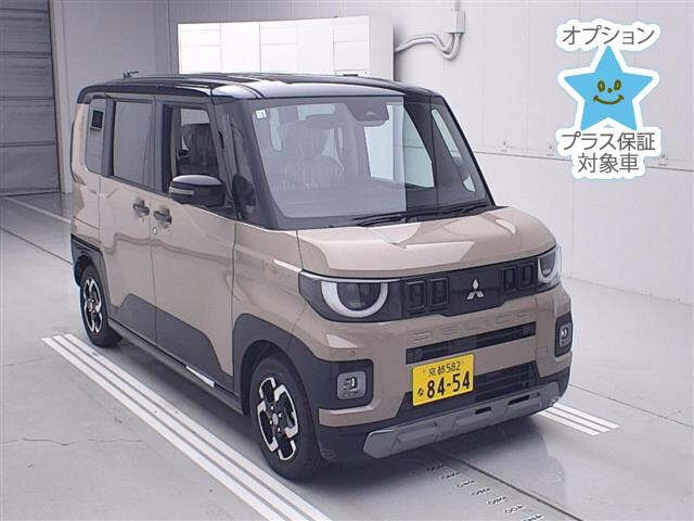 MITSUBISHI DELICA — фото