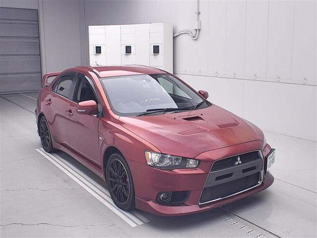 MITSUBISHI LANCER — фото