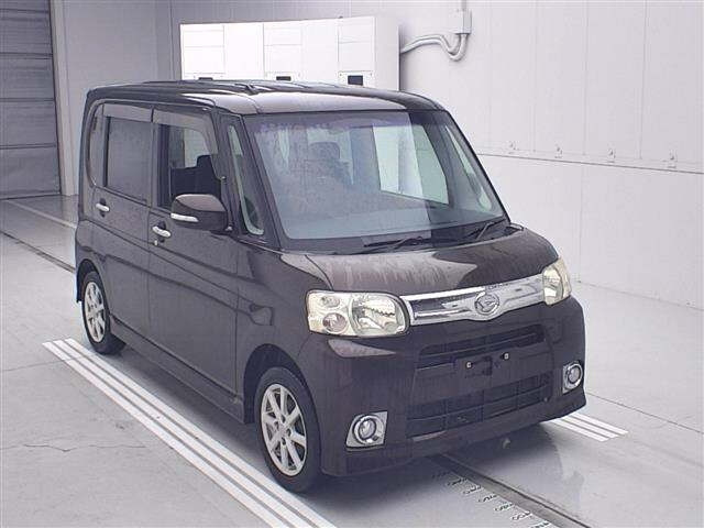 DAIHATSU TANTO — фото