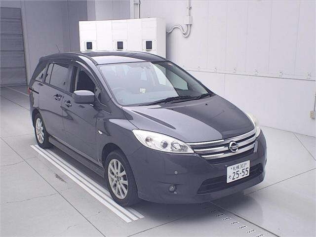 NISSAN LAFESTA — фото