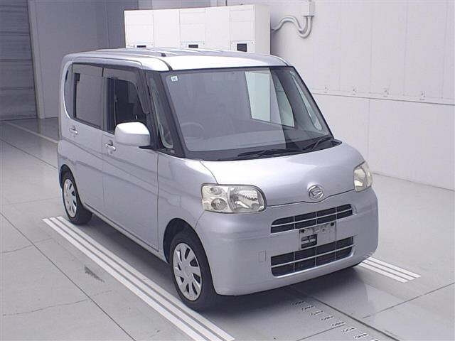 DAIHATSU TANTO — фото