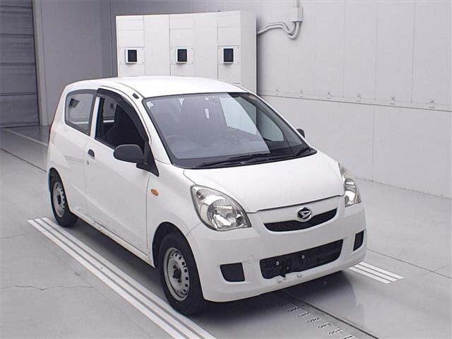 DAIHATSU MIRA — фото