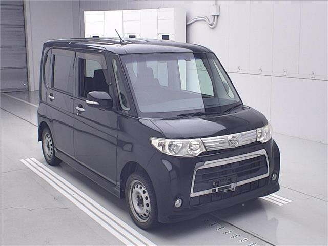 DAIHATSU TANTO — фото
