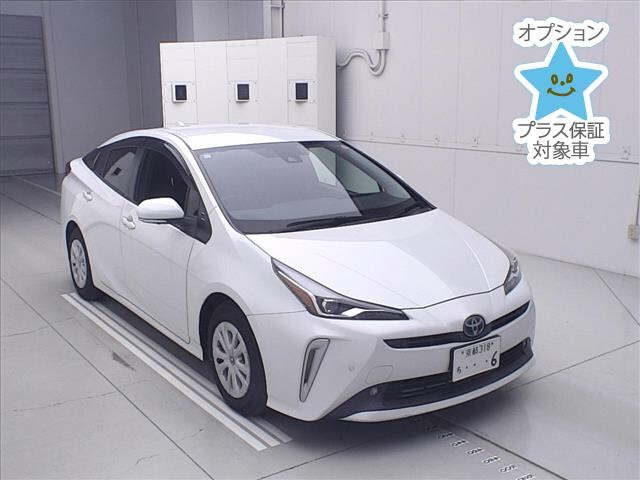 TOYOTA PRIUS — фото
