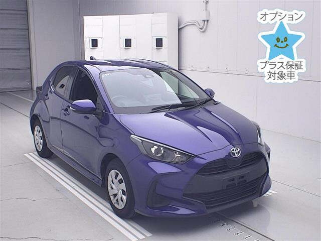 TOYOTA YARIS — фото