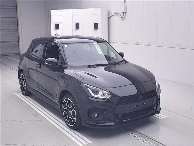 SUZUKI SWIFT — фото