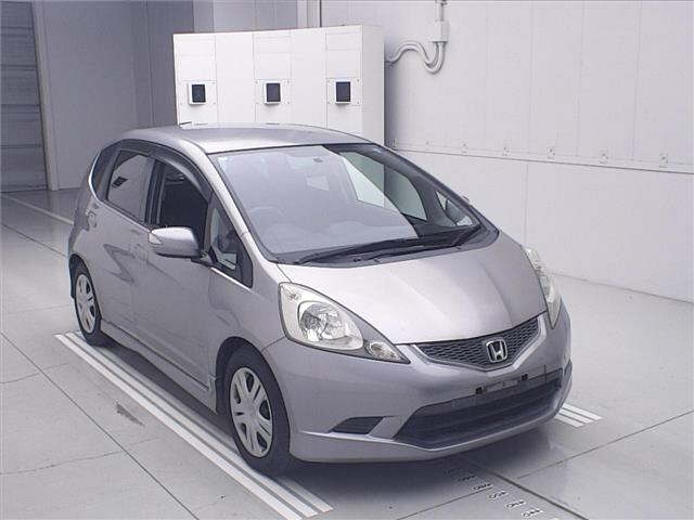 HONDA FIT — фото