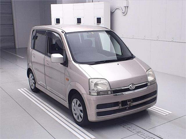DAIHATSU MOVE — фото