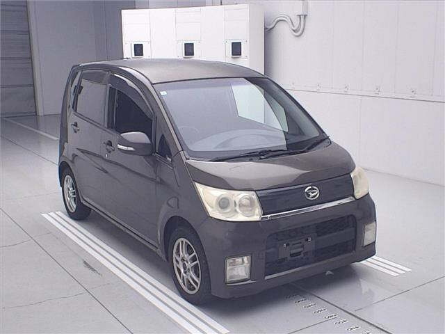 DAIHATSU MOVE — фото