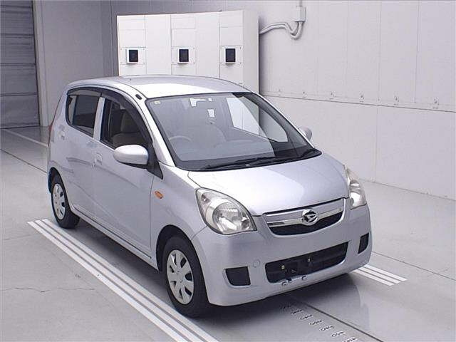 DAIHATSU MIRA — фото