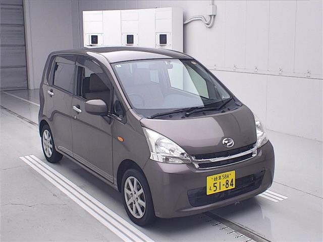 DAIHATSU MOVE — фото