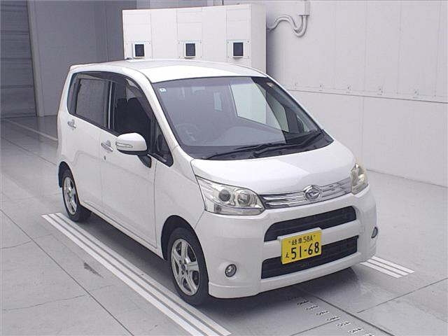 DAIHATSU MOVE — фото