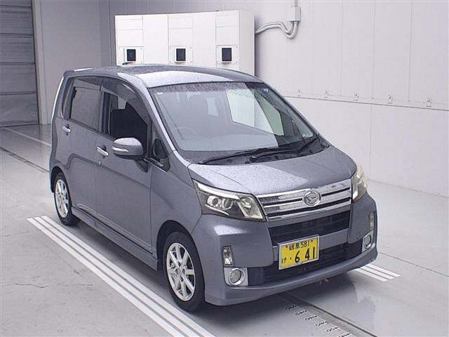 DAIHATSU MOVE — фото