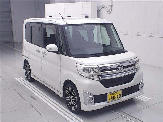 DAIHATSU TANTO — фото