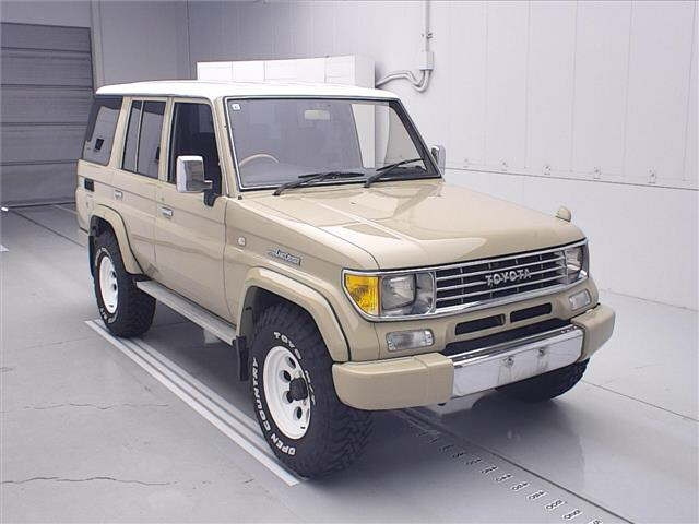 TOYOTA LAND CRUISER PRADO
