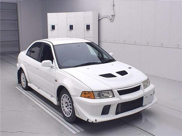 MITSUBISHI LANCER — фото