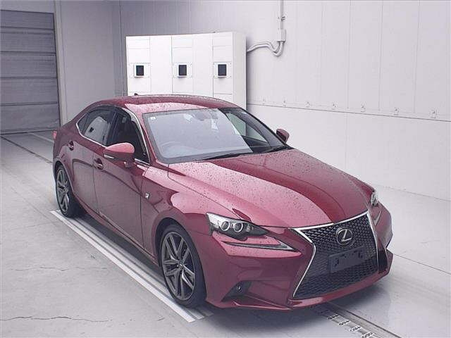 LEXUS IS — фото