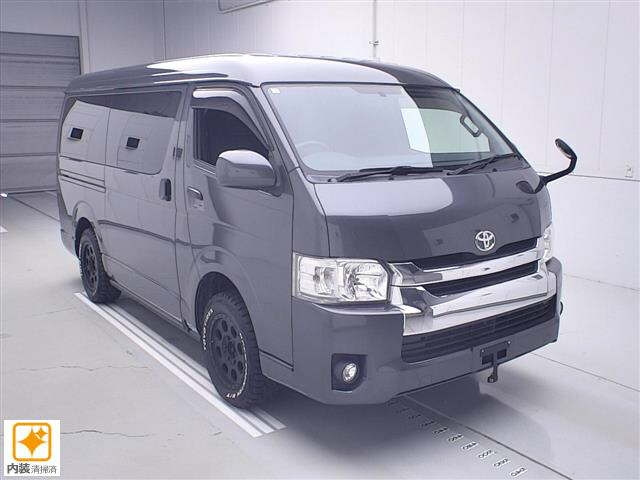TOYOTA REGIUS ACE VAN