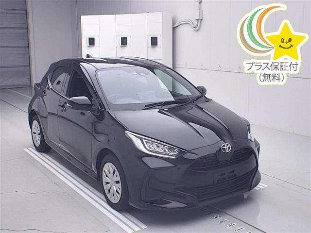 TOYOTA YARIS — фото
