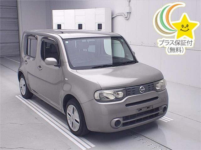 NISSAN CUBE — фото