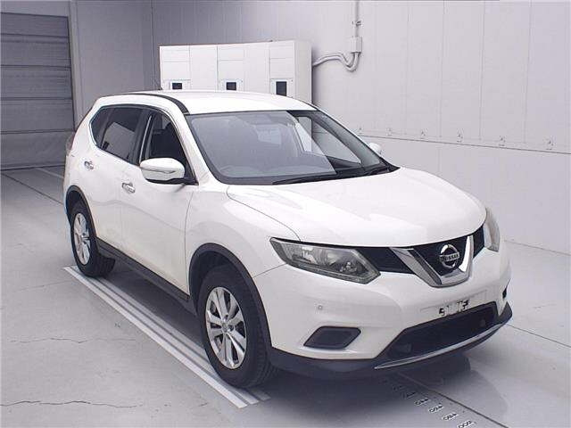 NISSAN X TRAIL — фото