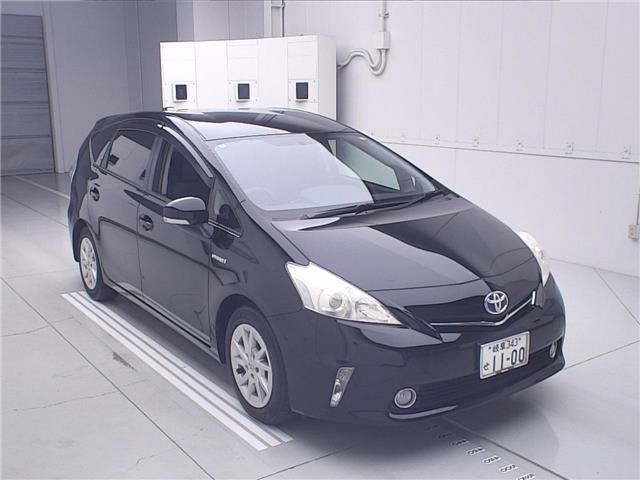 TOYOTA PRIUS — фото