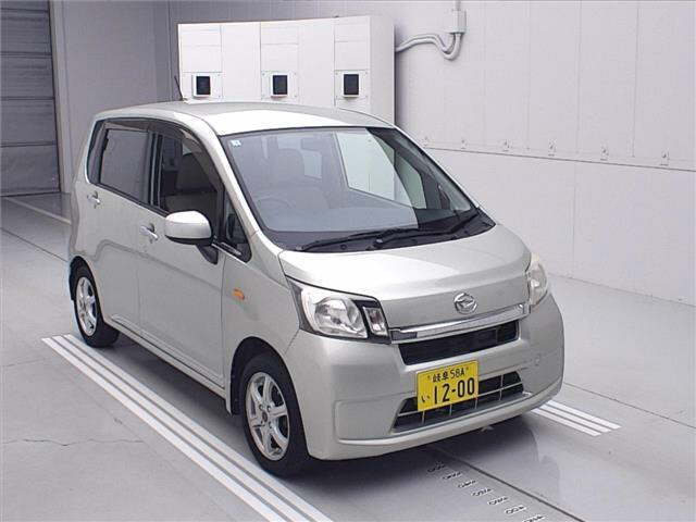 DAIHATSU MOVE — фото