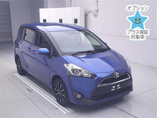 TOYOTA SIENTA — фото