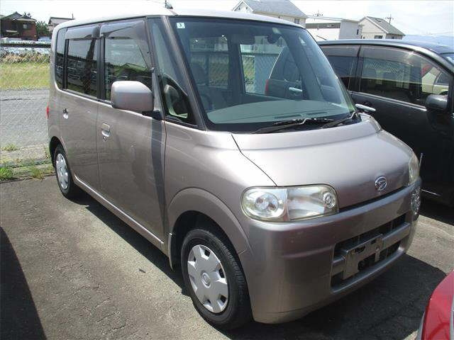 DAIHATSU TANTO — фото