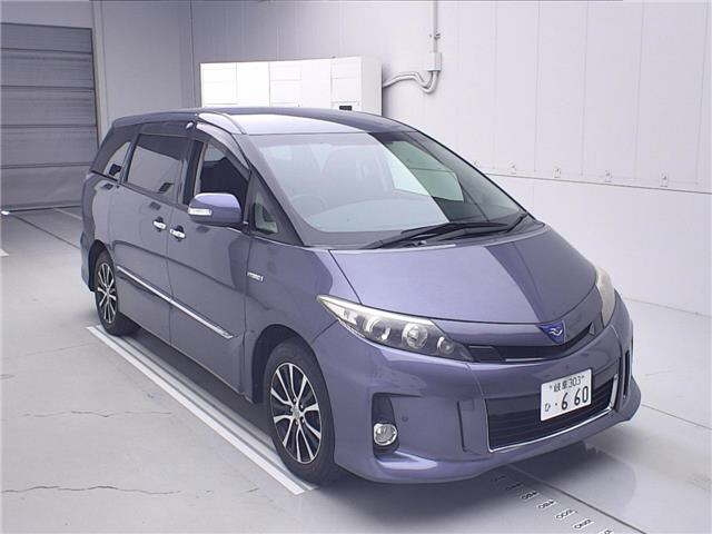 TOYOTA ESTIMA — фото