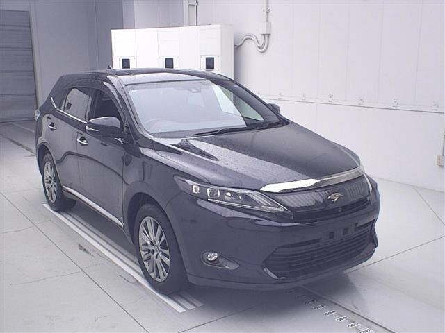 TOYOTA HARRIER — фото