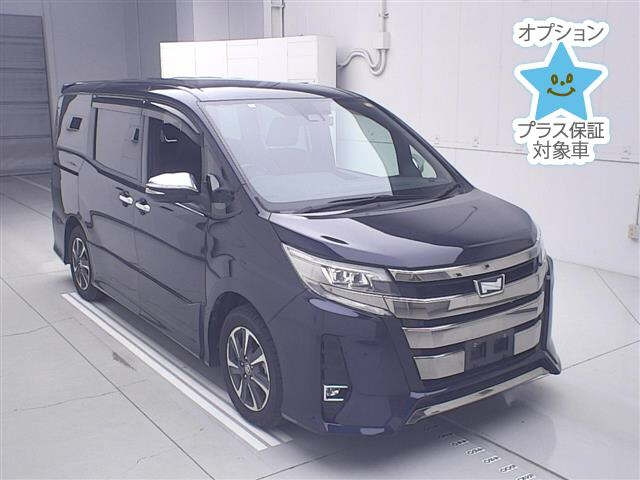 TOYOTA NOAH — фото
