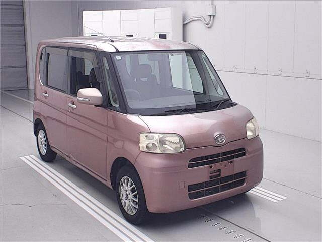 DAIHATSU TANTO — фото