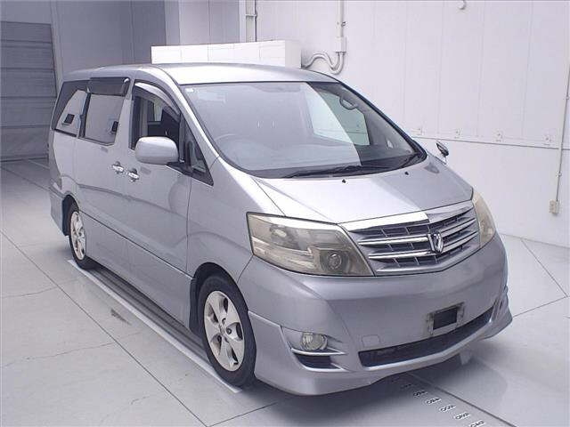 TOYOTA ALPHARD — фото