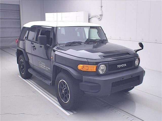 TOYOTA FJ — фото