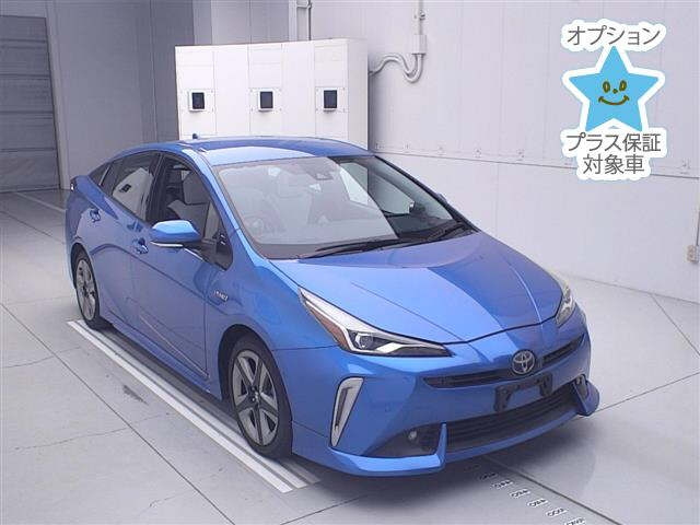 TOYOTA PRIUS — фото