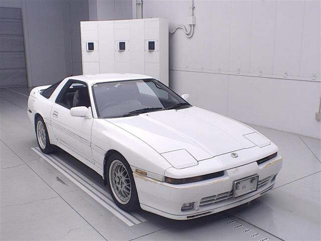 TOYOTA SUPRA — фото