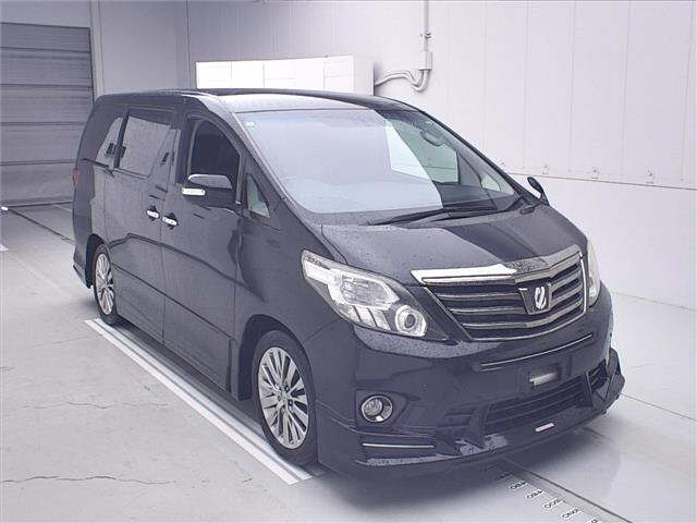 TOYOTA ALPHARD — фото
