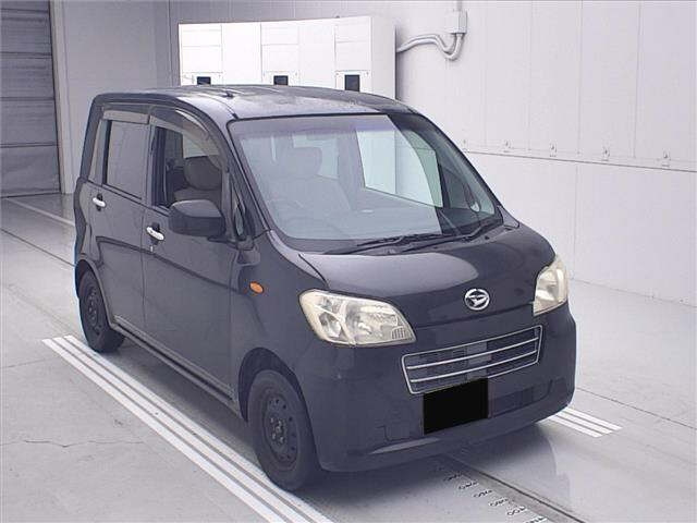 DAIHATSU TANTO — фото