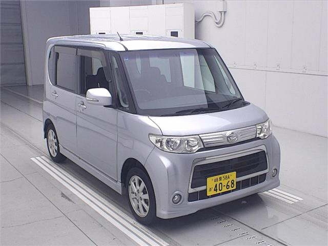 DAIHATSU TANTO — фото